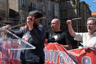 2016 05 01 ManifaPrimeiroMaioVigo50.JPG